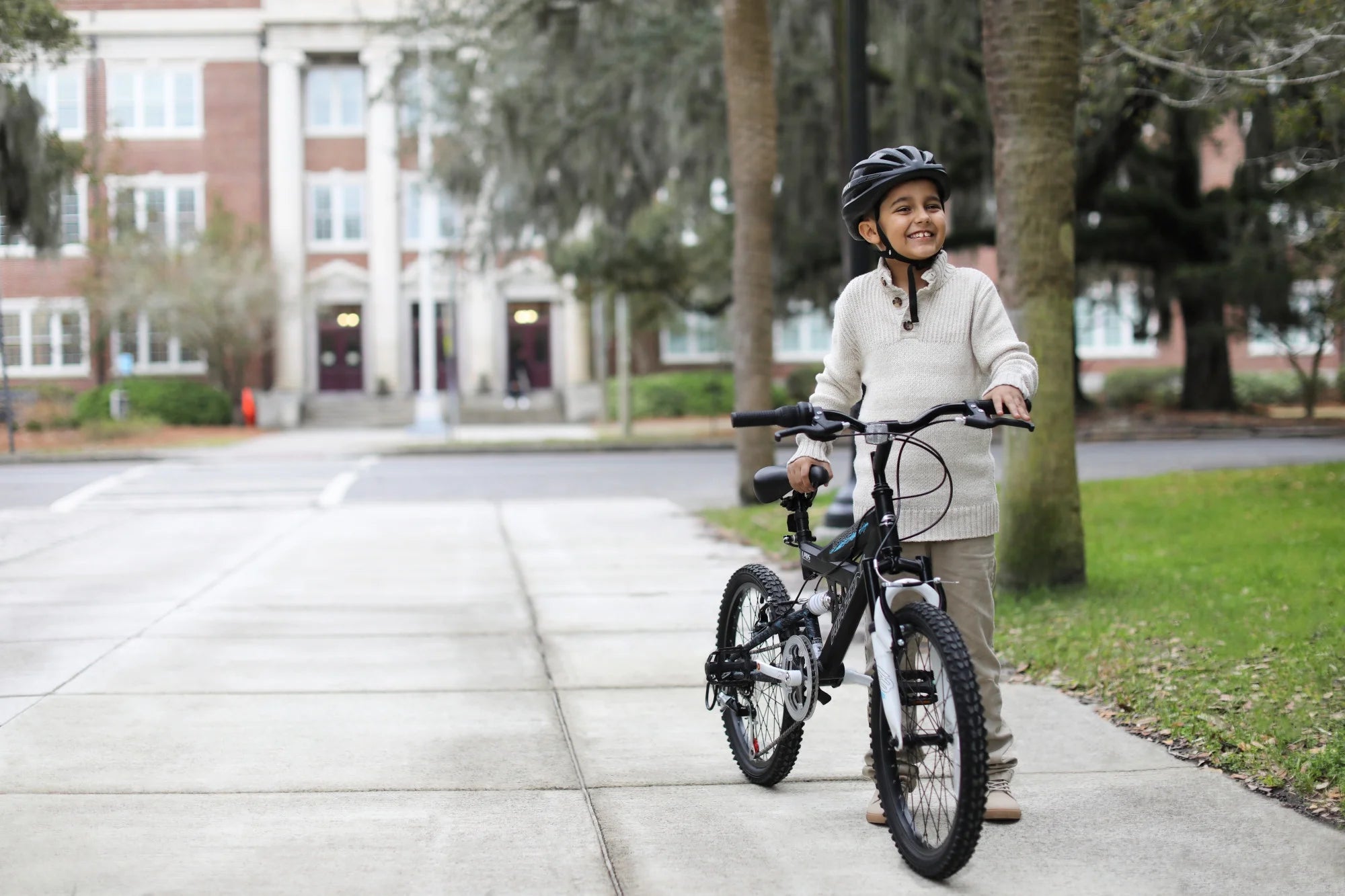 Vélo de montagne Dynacraft Air Zone 20 pouces pour garçons de 7 à 12 ans